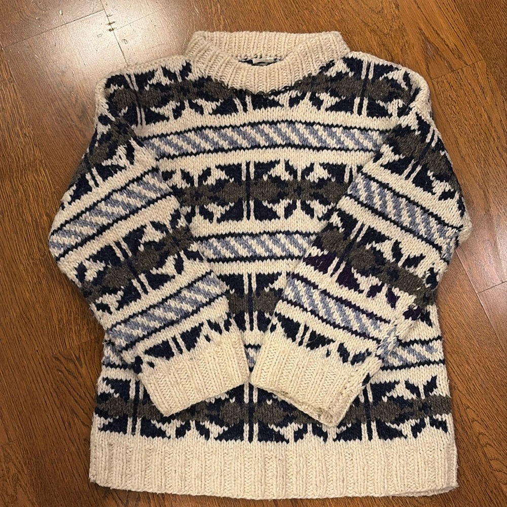 Las Americas wool pullover